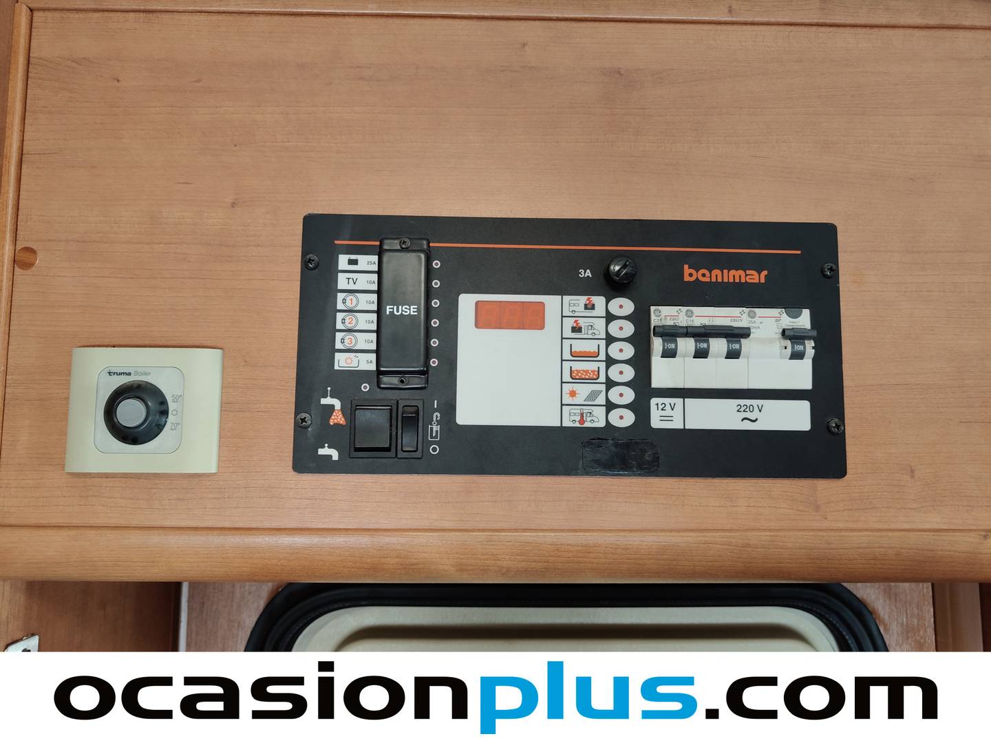 Foto Benimar ANTHUS Benimar ANTHUS 2.3 Diesel 5000 LF (110 CV) 4 Plazas