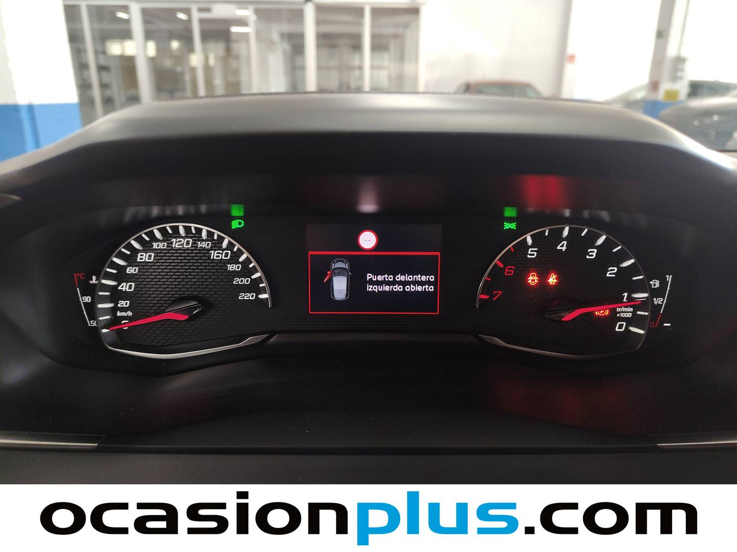 Foto Peugeot 2008 Peugeot 2008 PureTech 100 S&S Allure (100 CV)