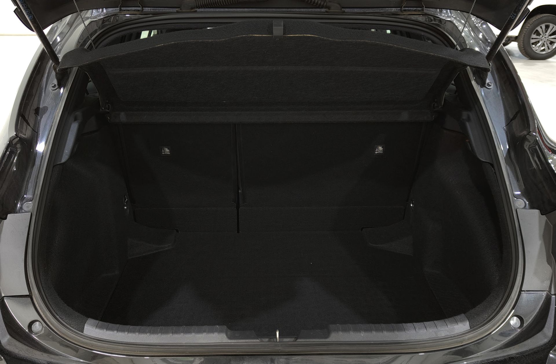 Toyota Corolla 140H Style Edition - foto 18