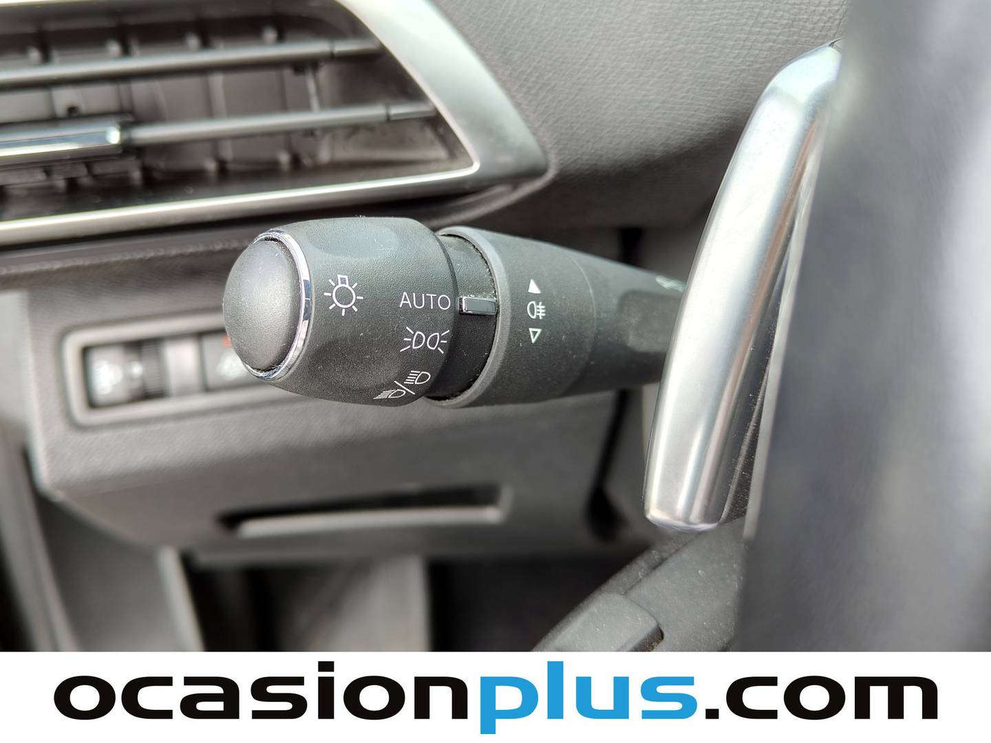 Foto Peugeot 3008 Hybrid Peugeot 3008 Hybrid 300 Allure Pack e-EAT8 (300 CV)