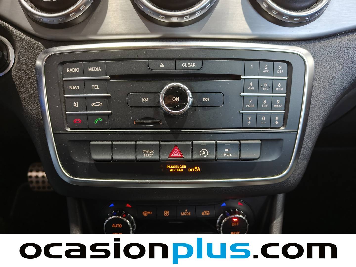 Foto Mercedes GLA Mercedes-Benz GLA GLA 200 d AMG Line  (136 CV)