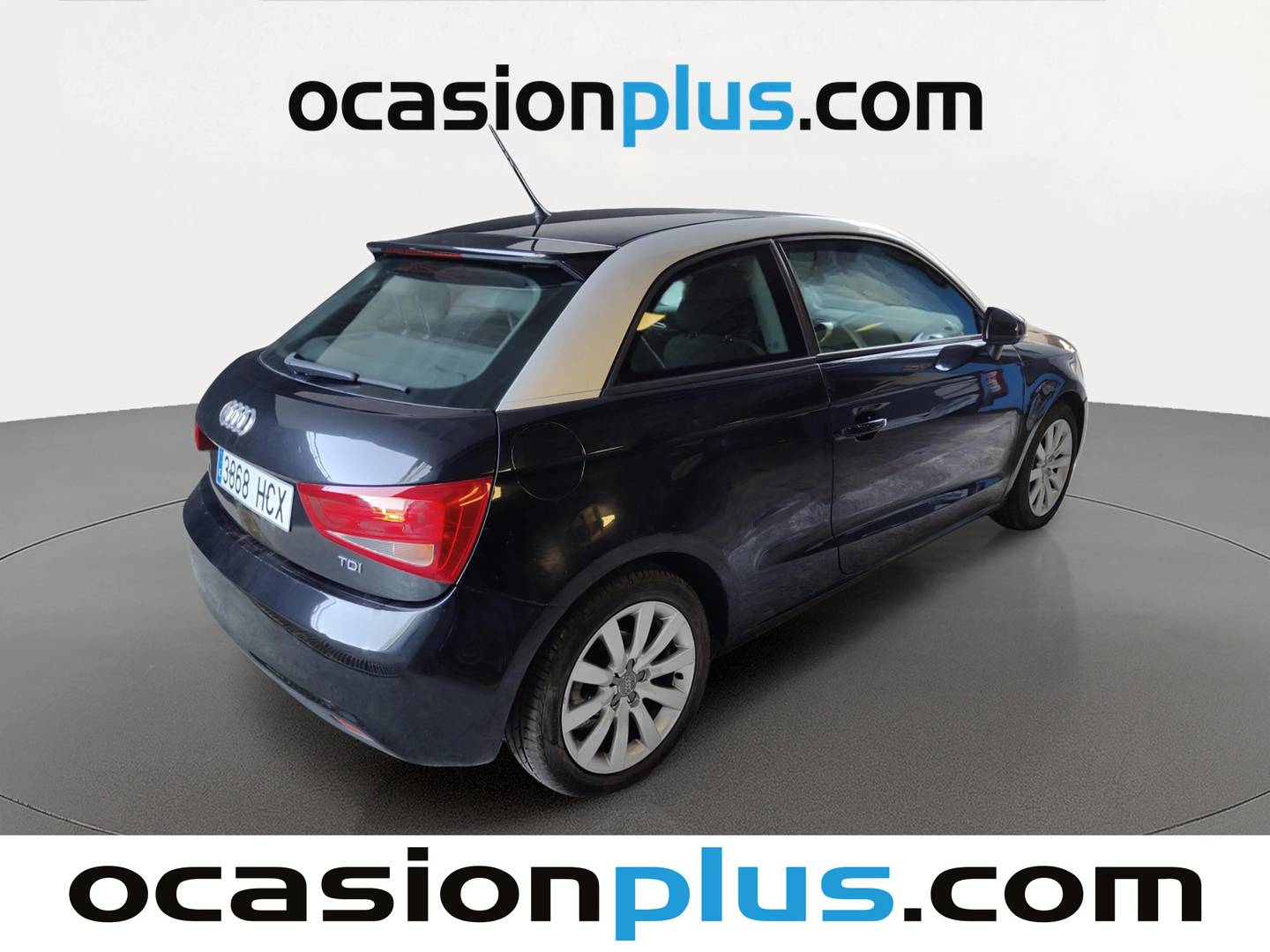 Foto trasera Audi A1 Audi A1 Attraction 1.6 TDI (105 CV) derecha