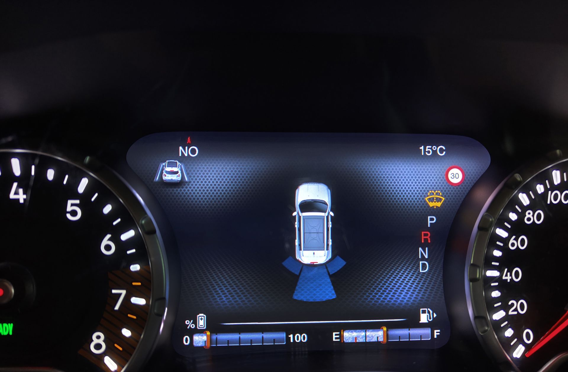 Jeep Renegade eHybrid 1.5 Limited ATX - foto 27