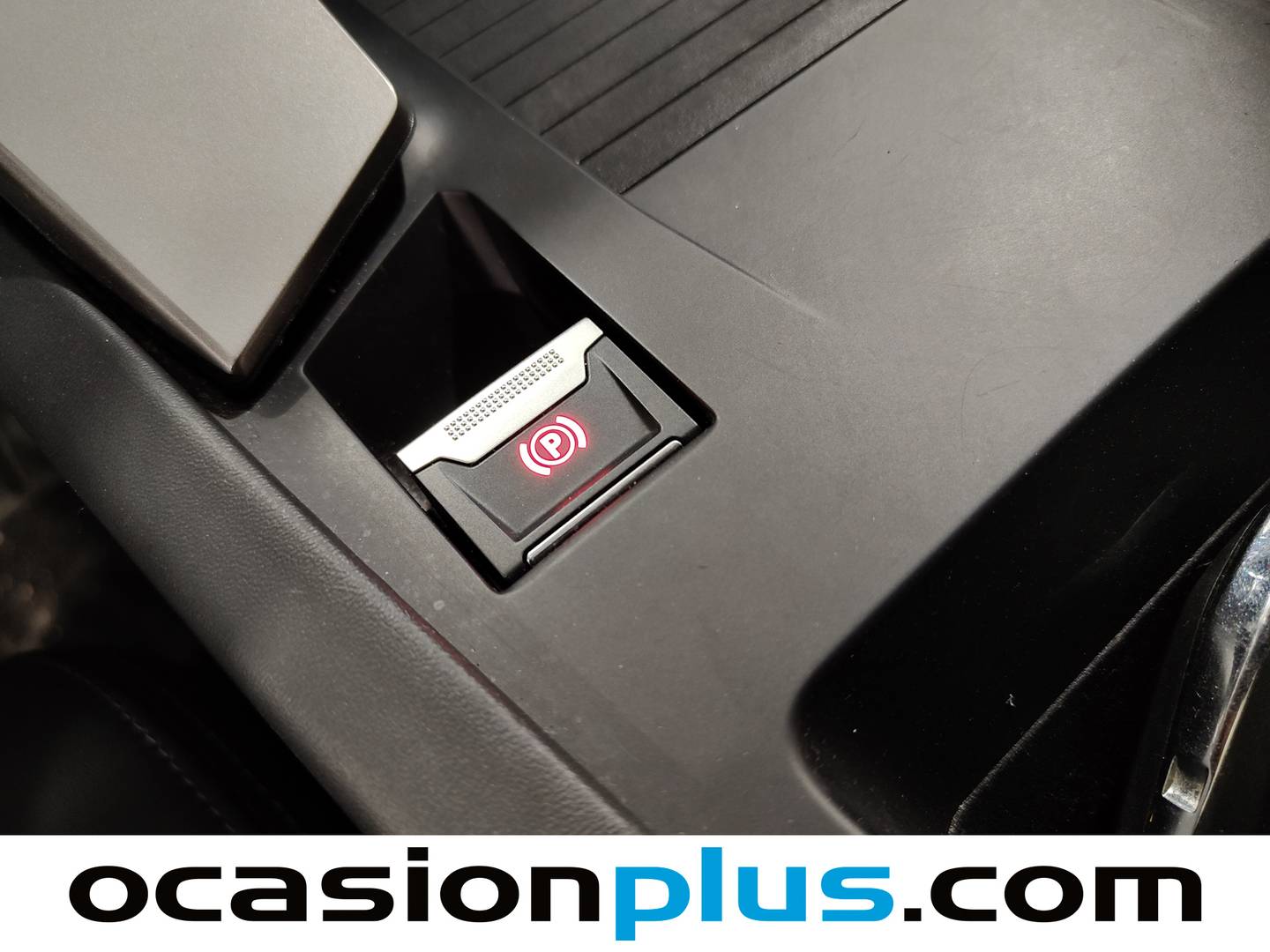 Foto Peugeot 408 Peugeot 408 Puretech 130 Allure Pack EAT8  (130 CV)