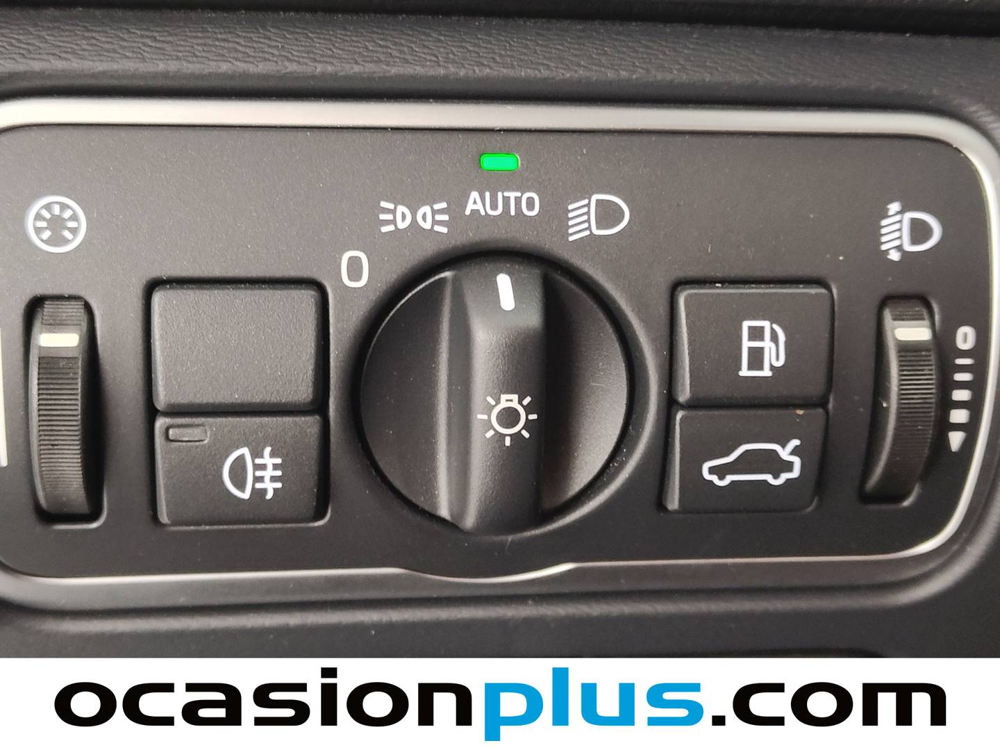 Foto Volvo XC60 Volvo XC60 D3 Kinetic Auto (150 CV)