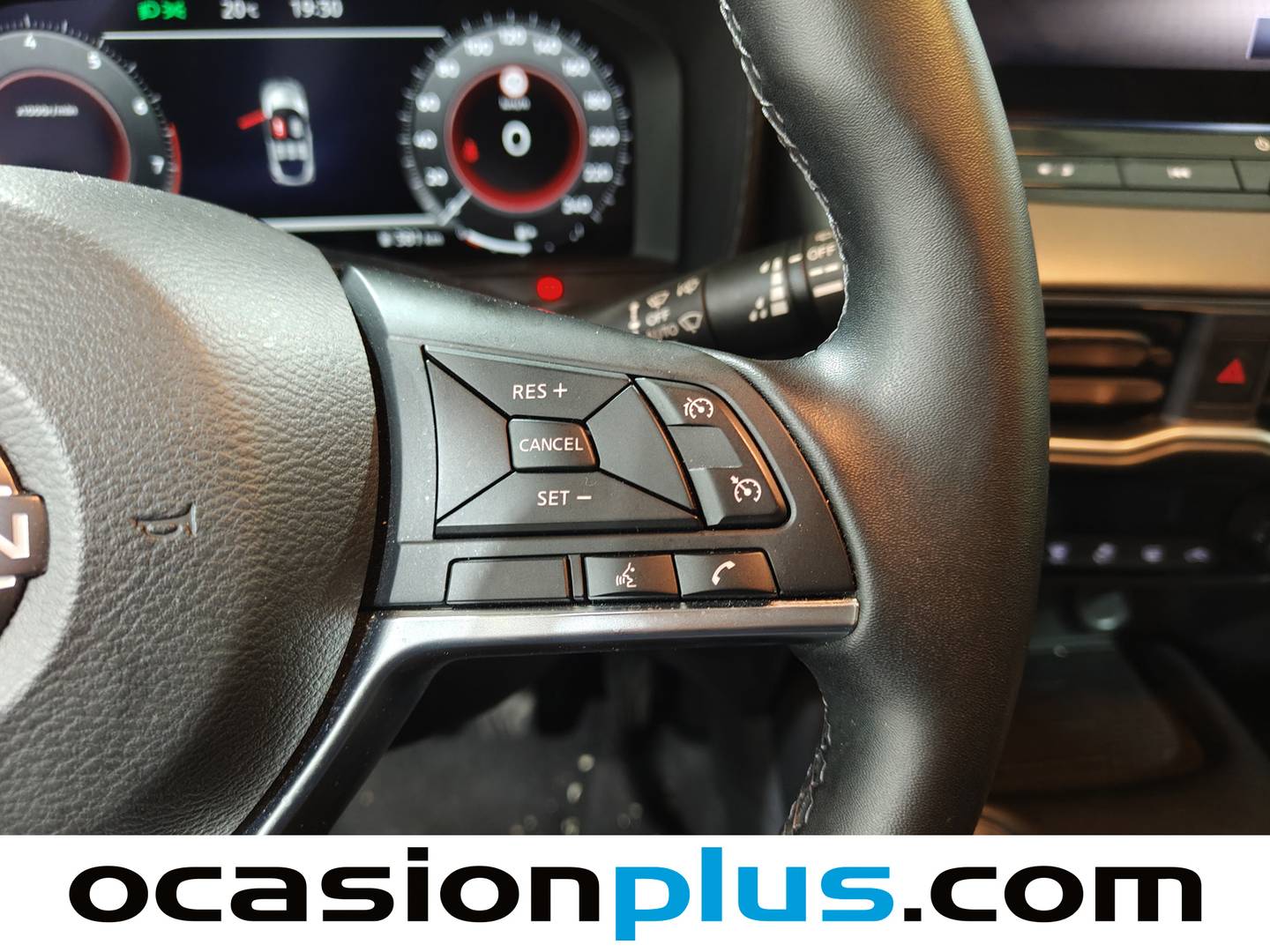 Nissan JUKE Nissan Juke DIG-T N-Connecta 4x2 (114 CV) seminuevo