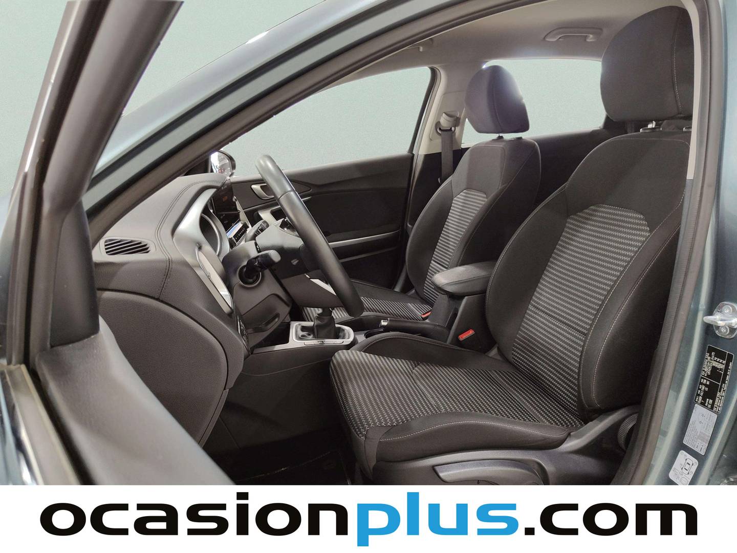Foto asientos delanteros KIA Ceed KIA Ceed 1.0 T-GDI Drive (100 CV)