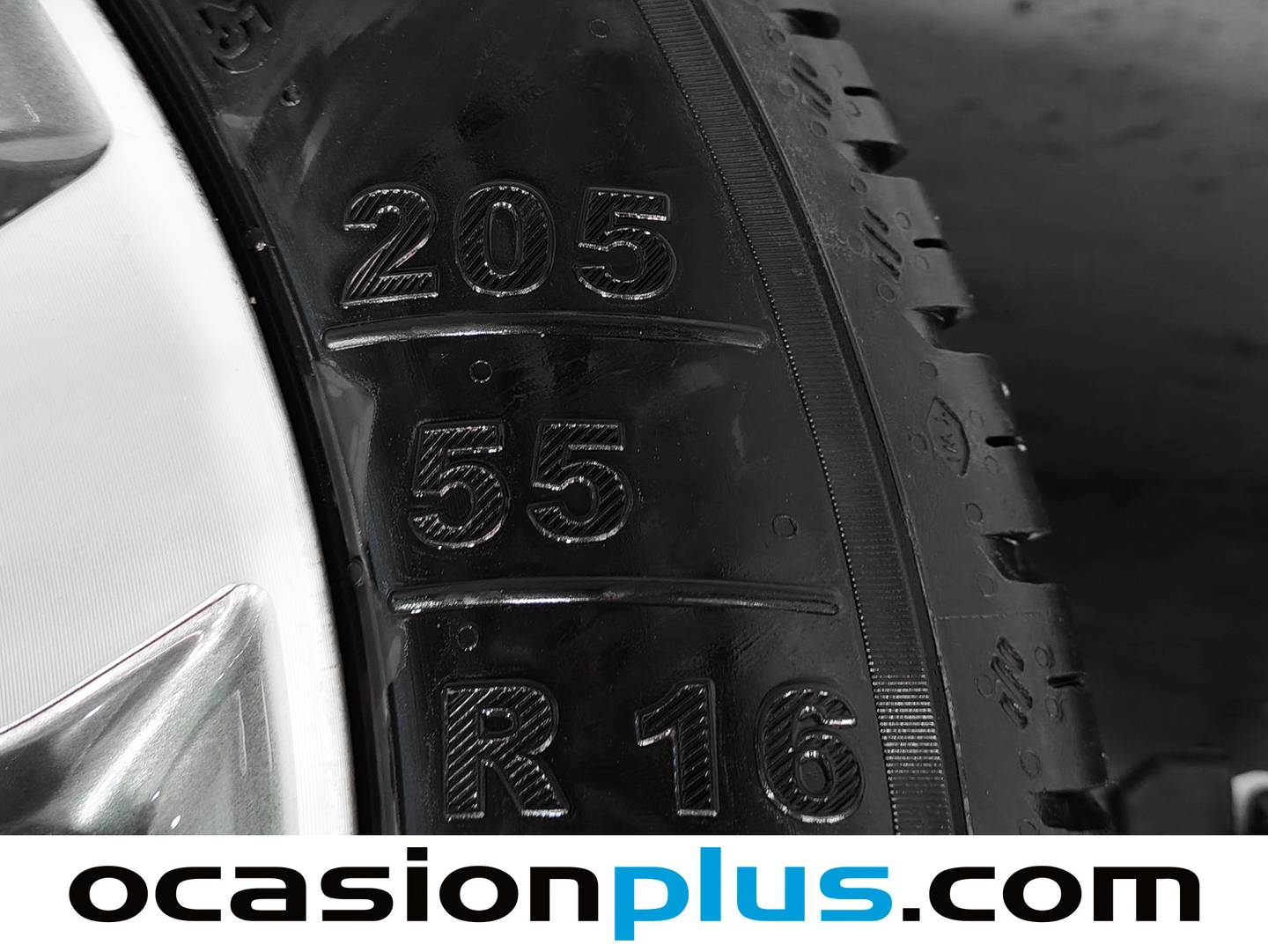 Foto KIA Stonic Kia Stonic 1.0 T-GDi MHEV Drive DCT (120 CV)