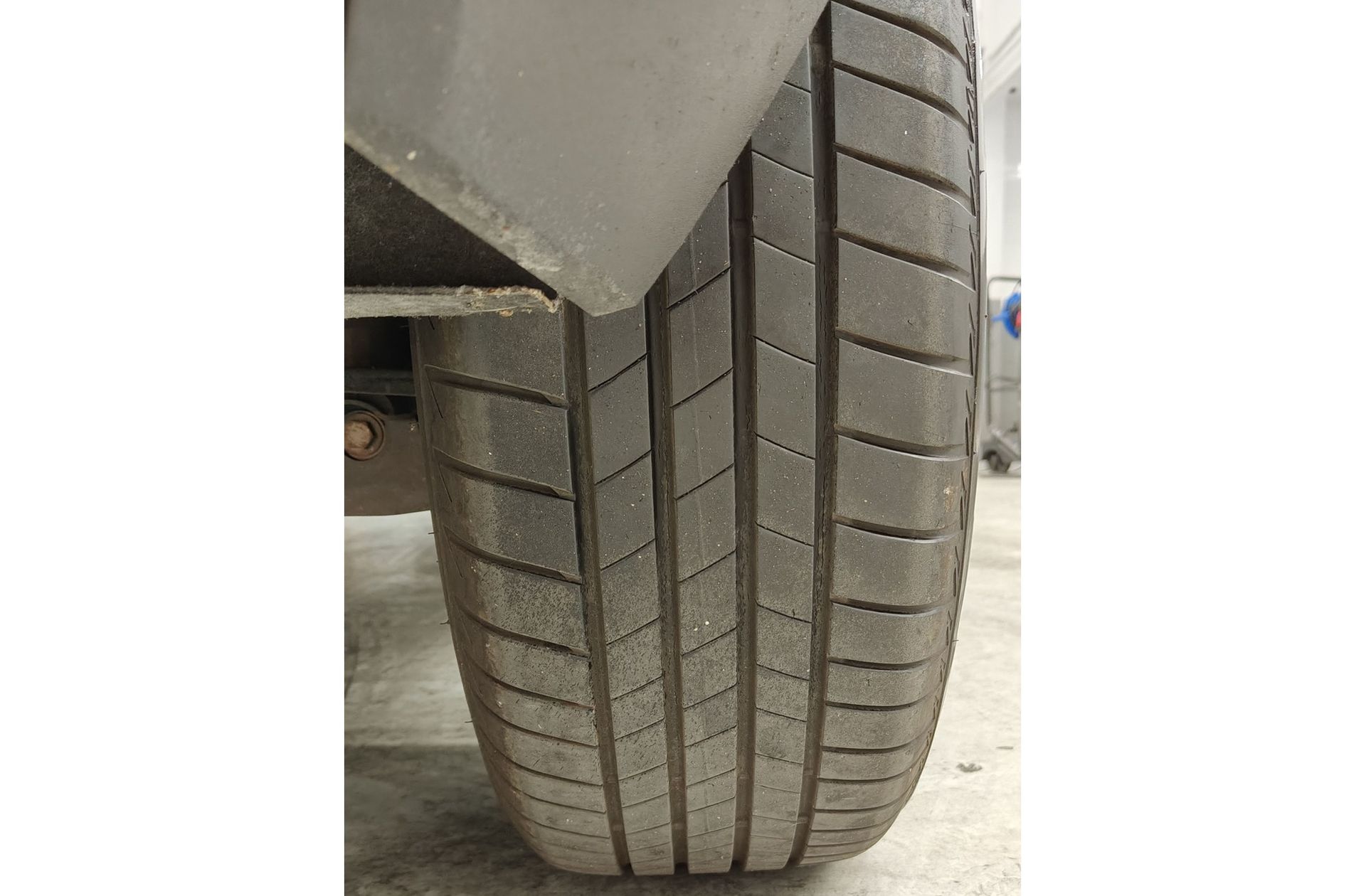 Volvo XC40 T2 Momentum Core - foto 37