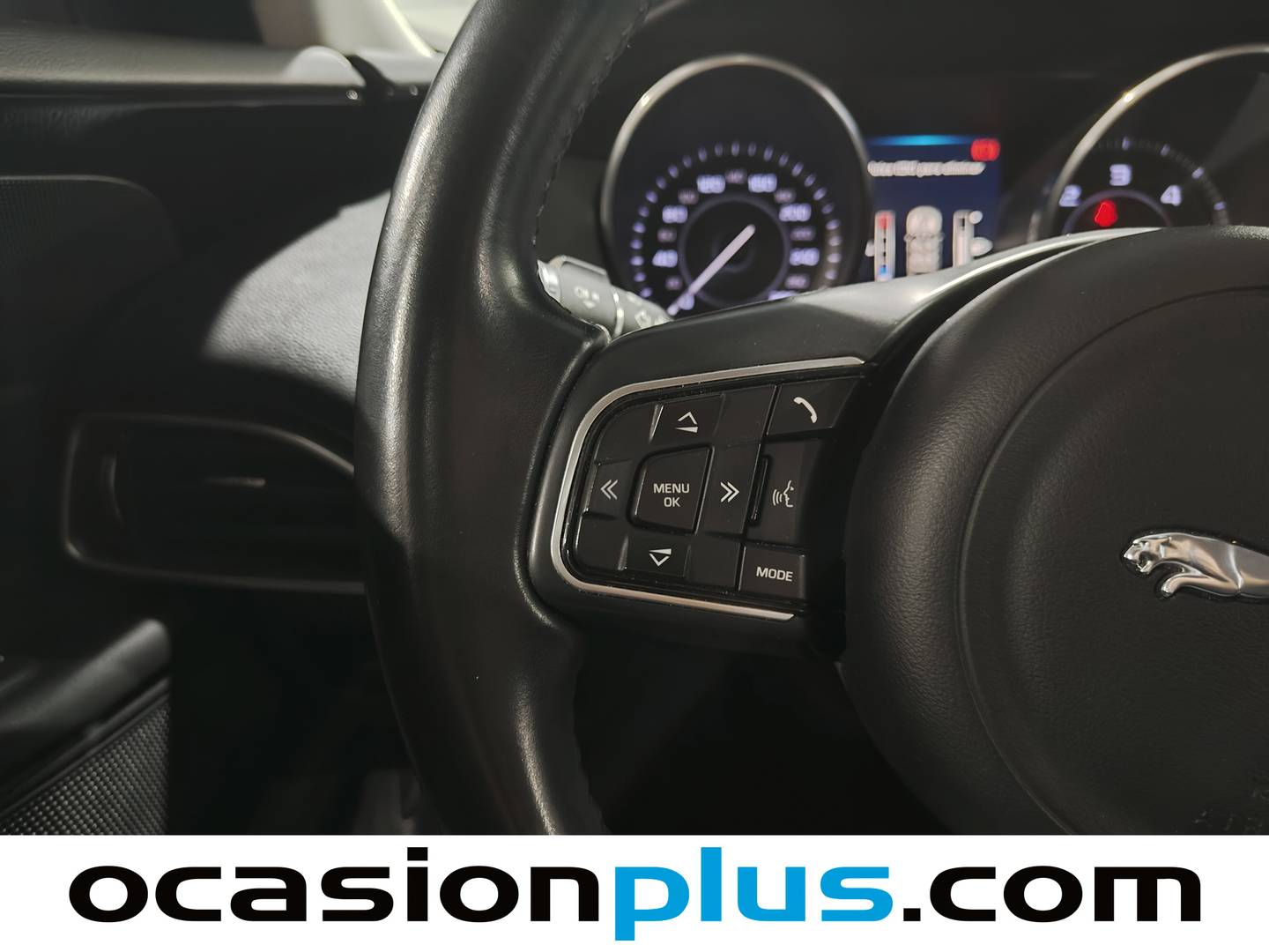 Foto Jaguar XE Jaguar XE 2.0 Diesel XE-Pure RWD (180 CV)