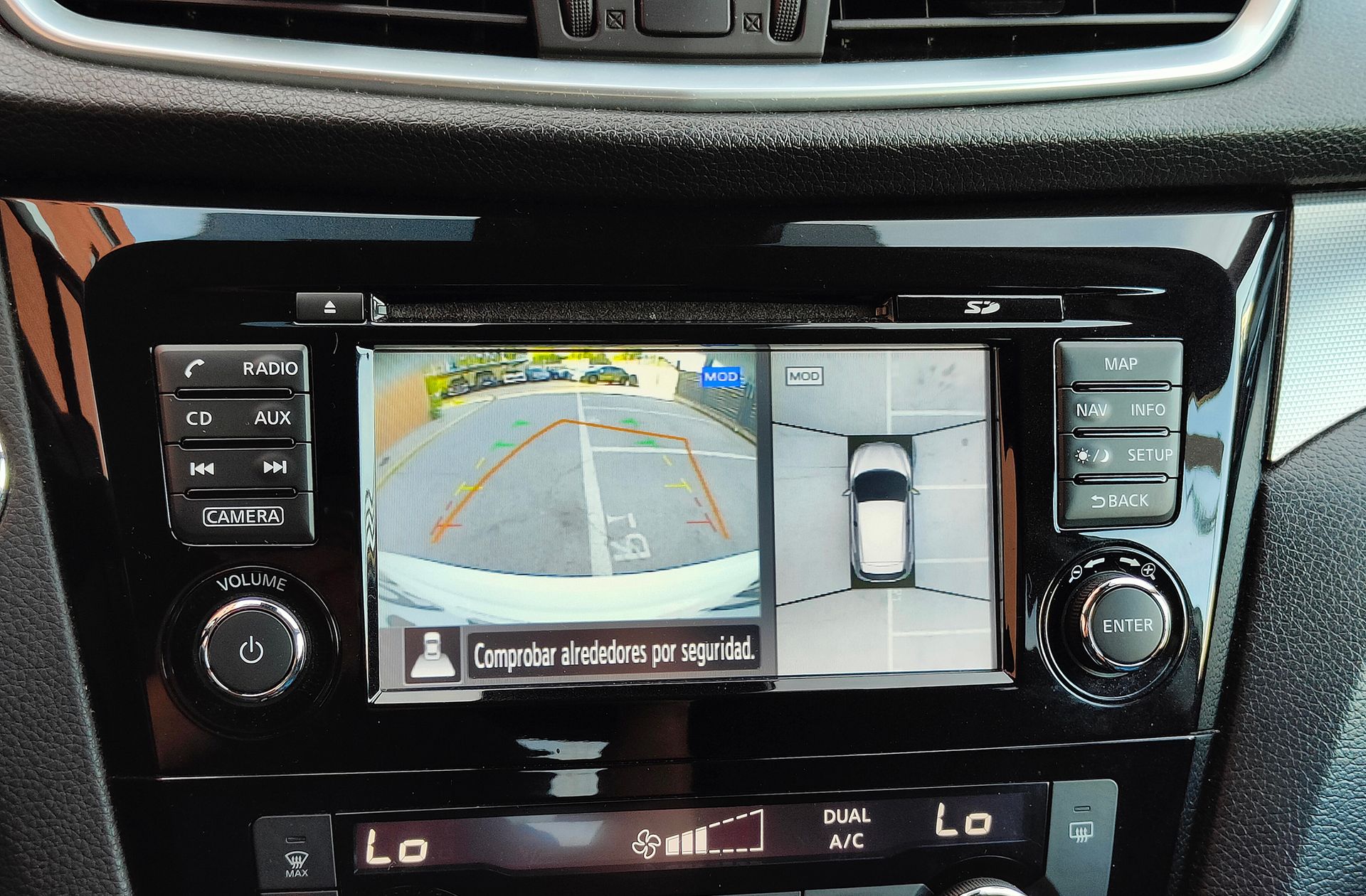 Nissan Qashqai DIG-T 115 N-Connecta 4x2 - foto 8