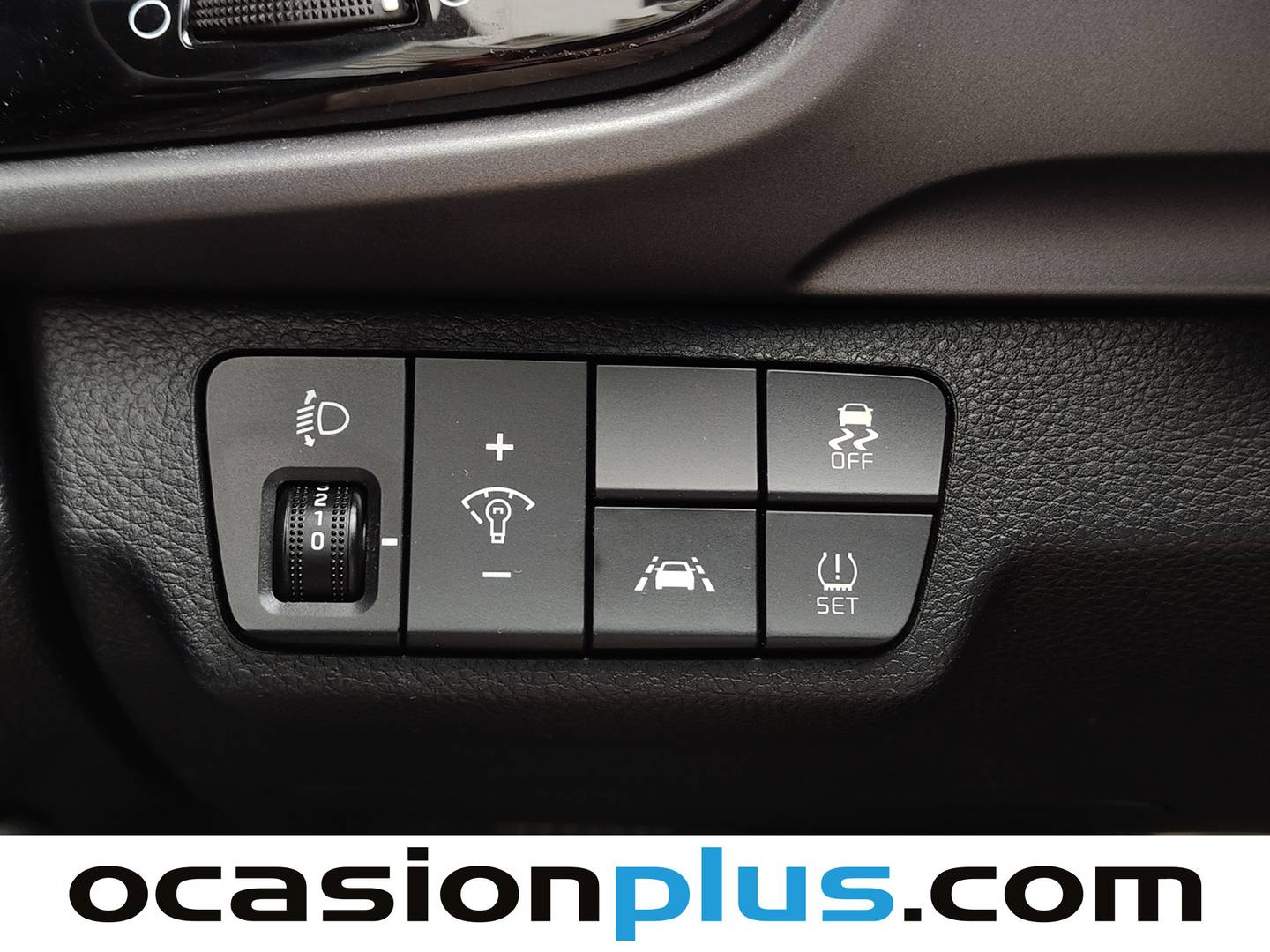 KIA Stonic KIA Stonic 1.0 T-GDi Tech DCT (120 CV) seminuevo