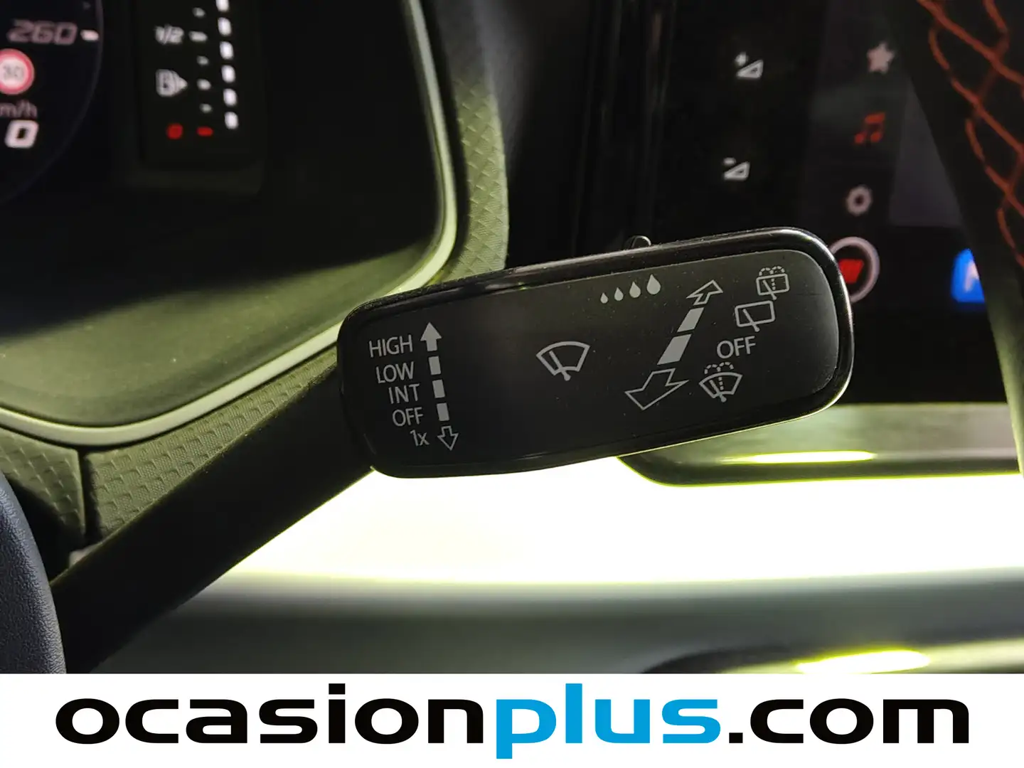 Foto Seat Arona SEAT Arona 1.5 TSI S&S FR XL DSG (150 CV)