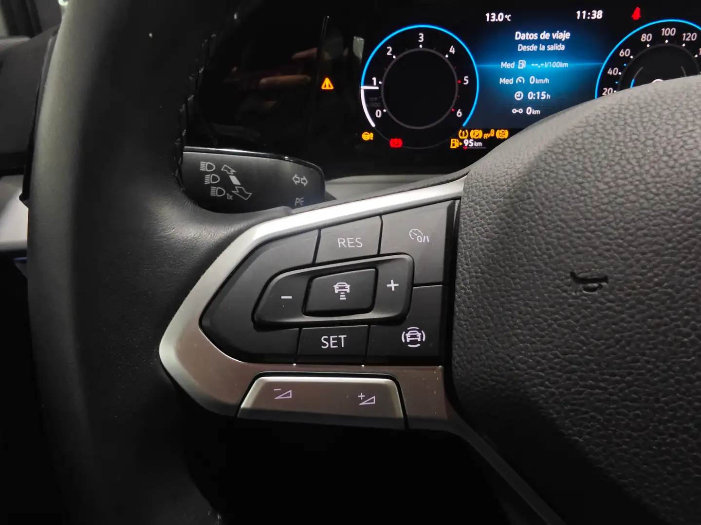 Foto Volkswagen Golf Volkswagen Golf Life 2.0 TDI (115 CV)