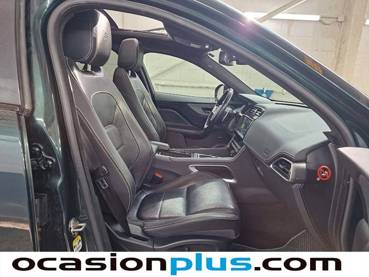 Foto Jaguar F-Pace Jaguar F-PACE 3.0L V6 S/C S AWD Auto (380 CV)