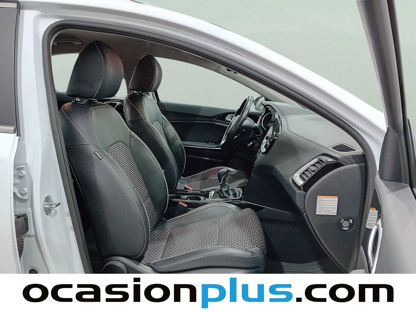 Foto KIA XCeed Kia XCeed 1.5 MHEV iMT Tech (160 CV)