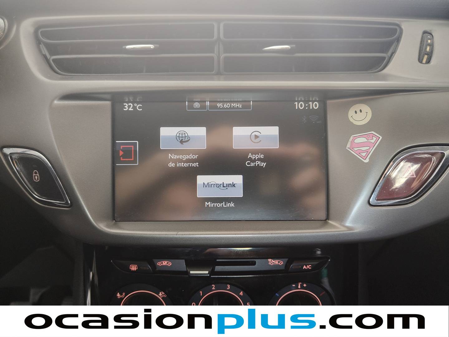 Extras y acabados del Citroën C3 Citroën C3 PureTech 82 Live Edition (82 CV)
