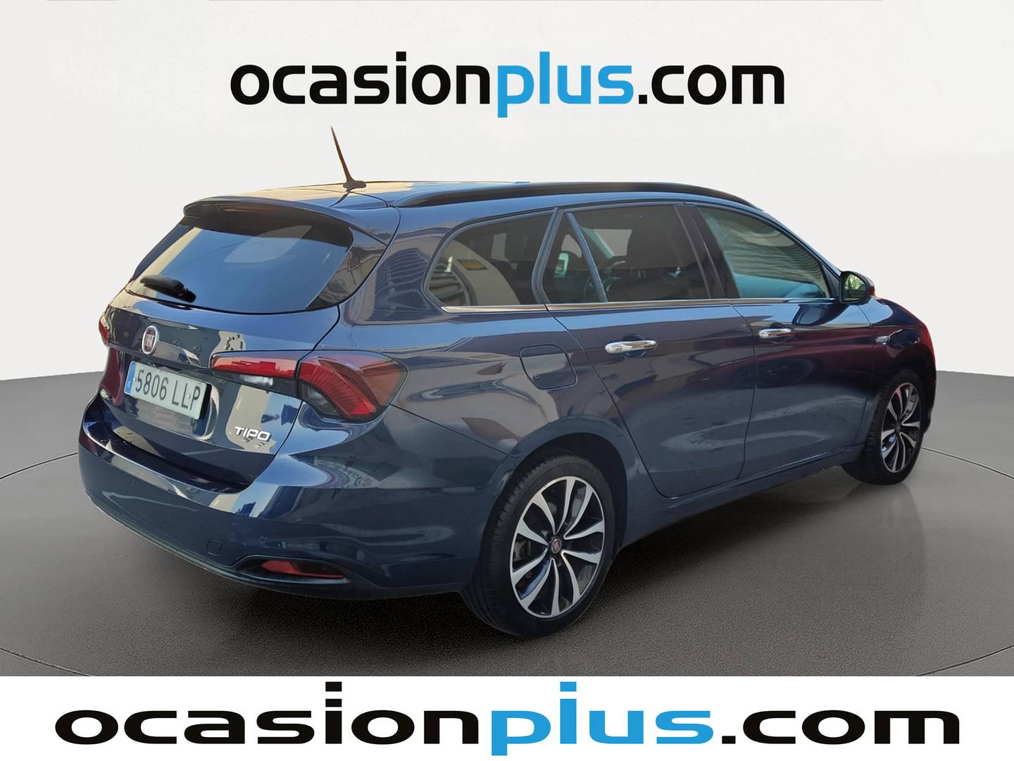 Foto trasera Fiat Tipo Fiat Tipo SW 1.4 T-Jet Lounge (120 CV) izquierda