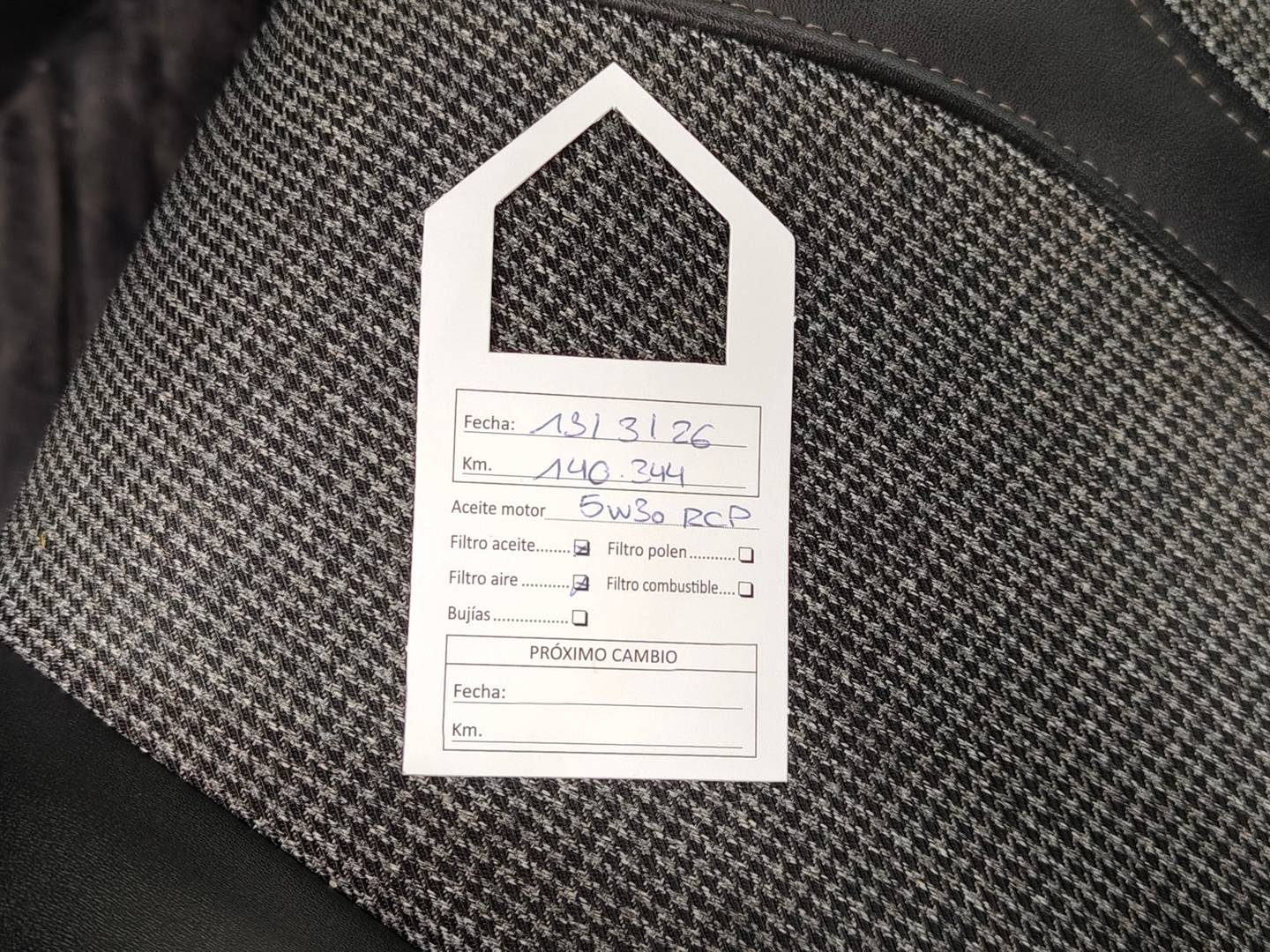 Foto del mantenimiento del Peugeot 5008 Peugeot 5008 BlueHDi 130 S&S Allure (130 CV) EAT8 7 Plazas