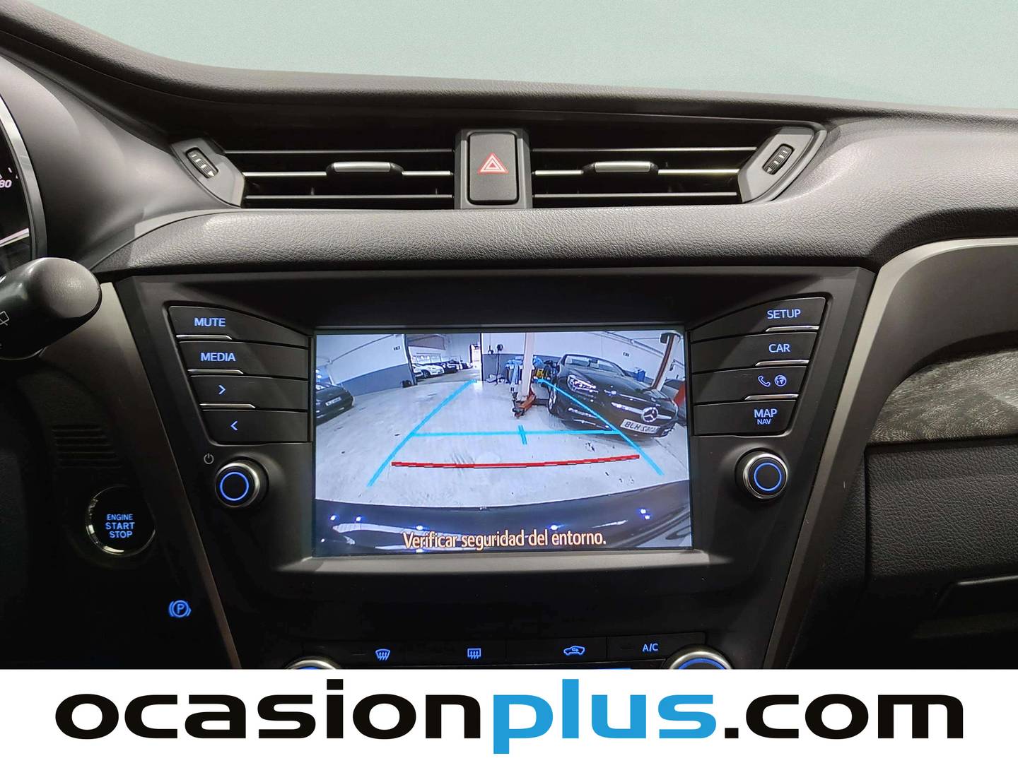 Paquetes del Toyota Avensis Toyota Avensis TS 140 EXECUTIVE MultiDrive (147 CV)