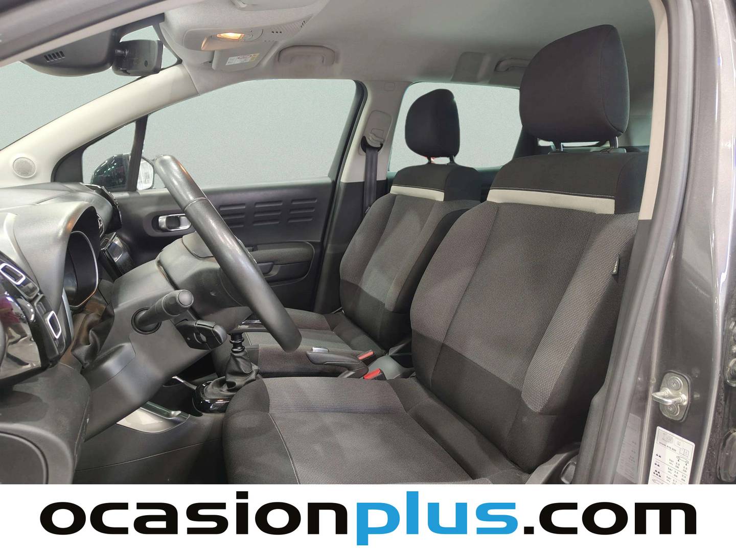 Foto asientos delanteros Citroën C3 Aircross Citroën C3 Aircross PureTech 110 S&S Shine (110 CV)