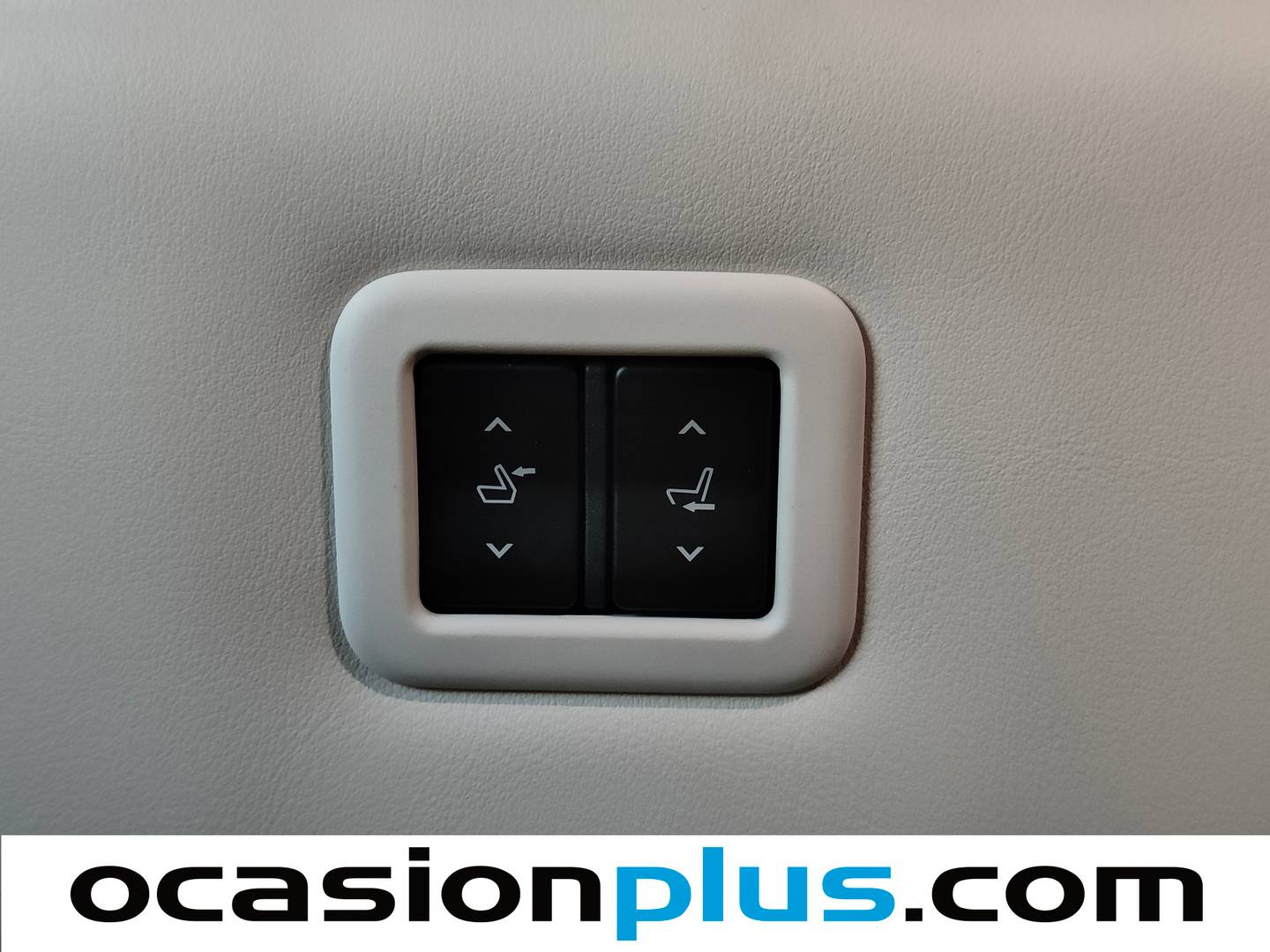 Foto Mazda MX-30 Mazda MX-30 e-Skyactive 1st Ed.Modern (146 CV)