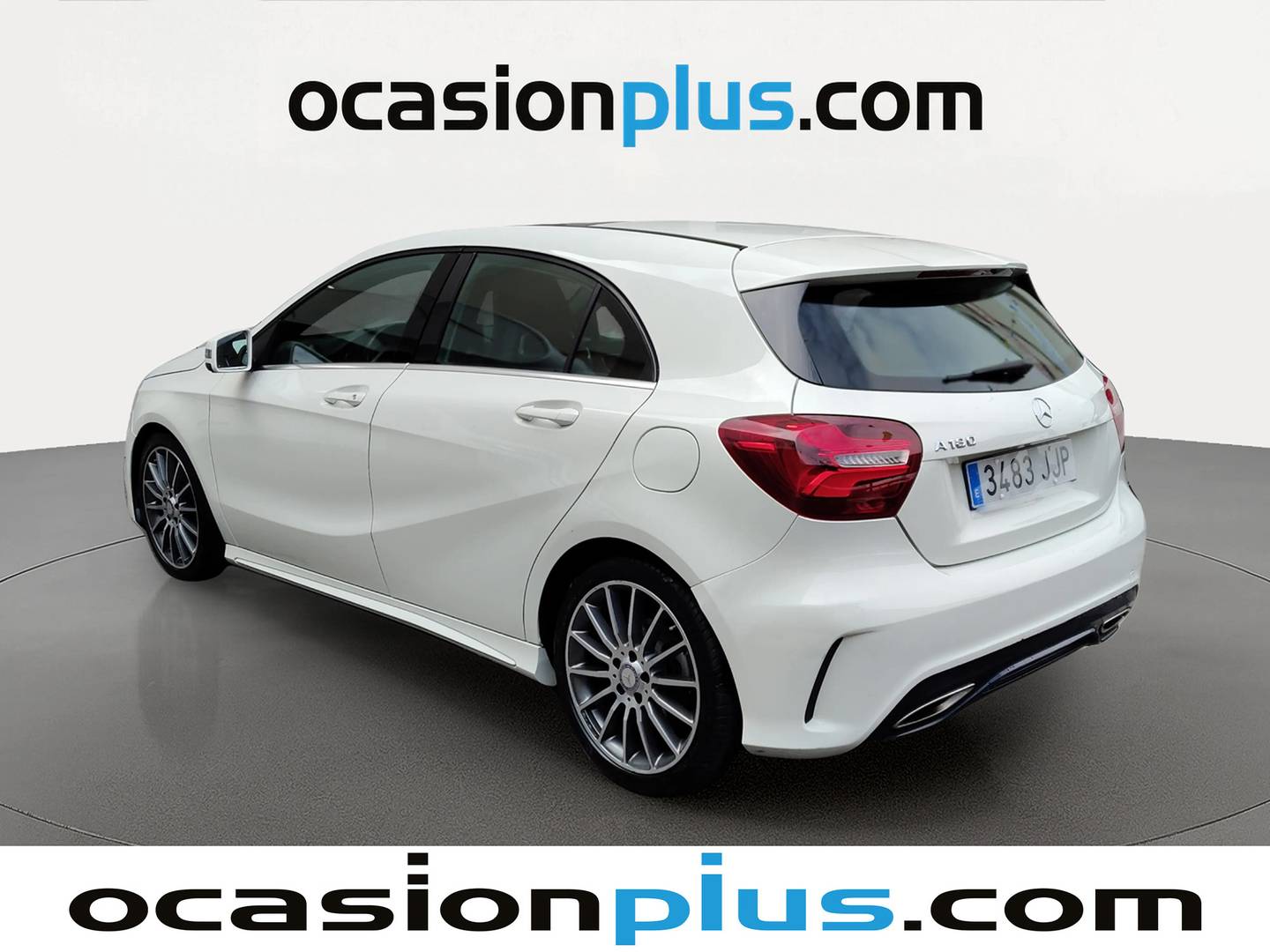 Foto trasera Mercedes Clase A Mercedes Clase A 180 AMG Line (122 CV) izquierda