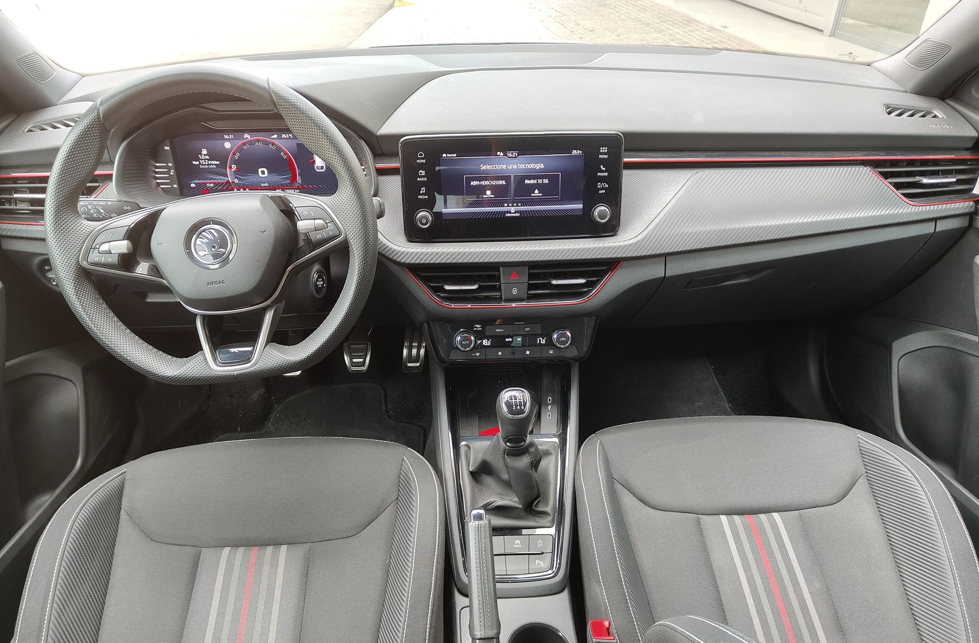 Škoda Scala 1.5 TSI Monte Carlo - foto 8