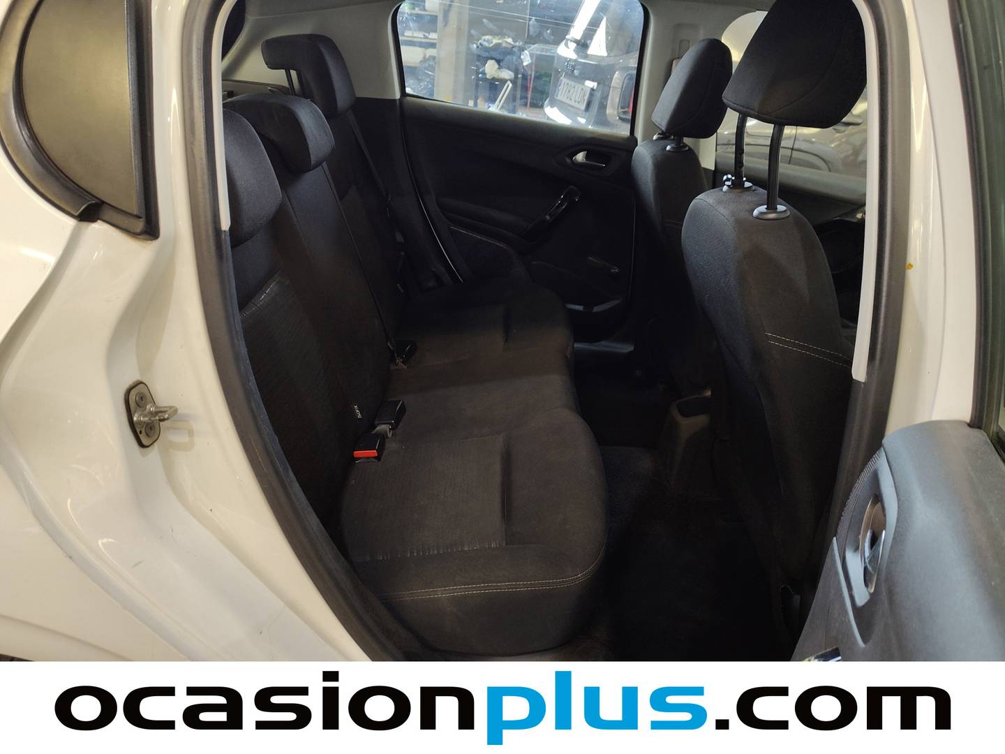 Peugeot 208 Peugeot 208 1.6 BlueHDi Access (75 CV) al mejor precio