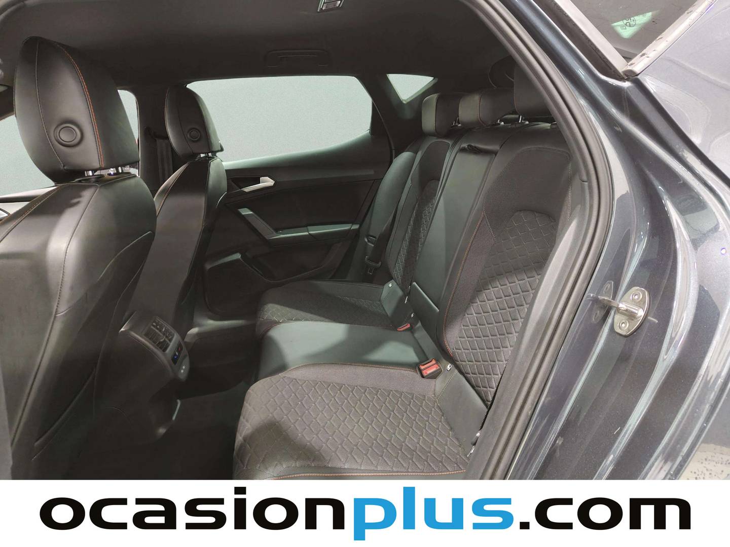 Foto asientos traseros Seat León Seat León 1.5 TSI S&S FR (150 CV)