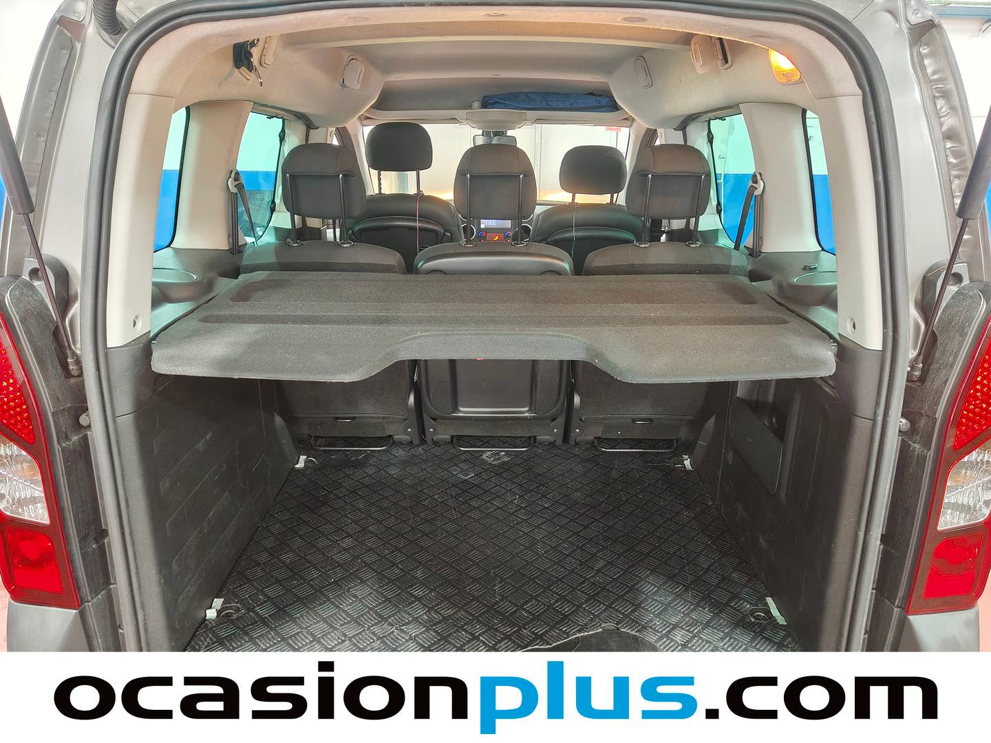 Peugeot Partner Peugeot Partner Tepee Combi 1.2 PureTech Outdoor (110 CV) al mejor precio