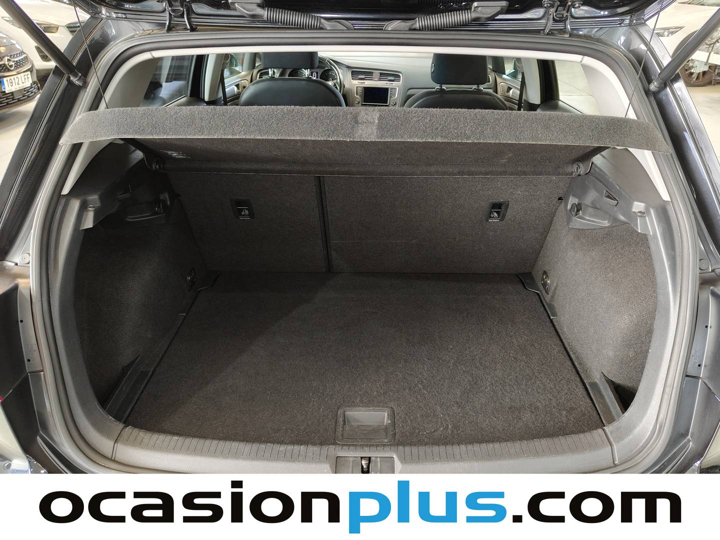 Fotos maletero Volkswagen Golf Volkswagen Golf Business 1.6 TDI CR BMT (110 CV)