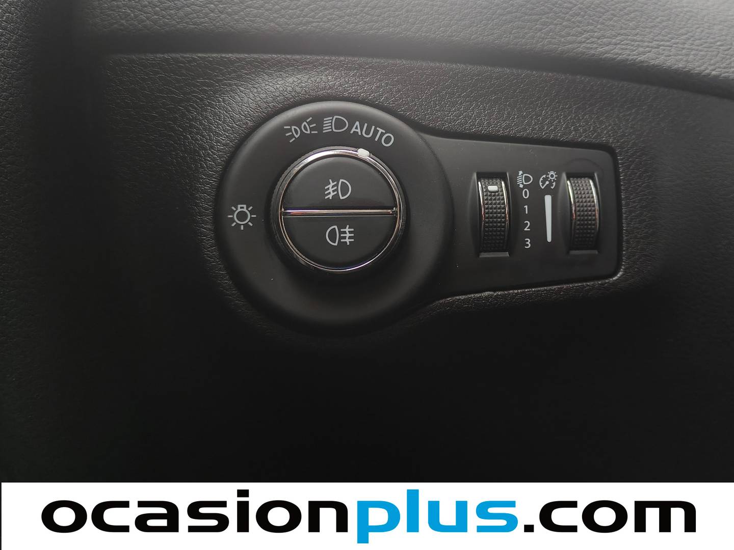 Extras y acabados del Jeep Compass Jeep Compass 1.3 Gse T4 Longitude FWD MT (130 CV)