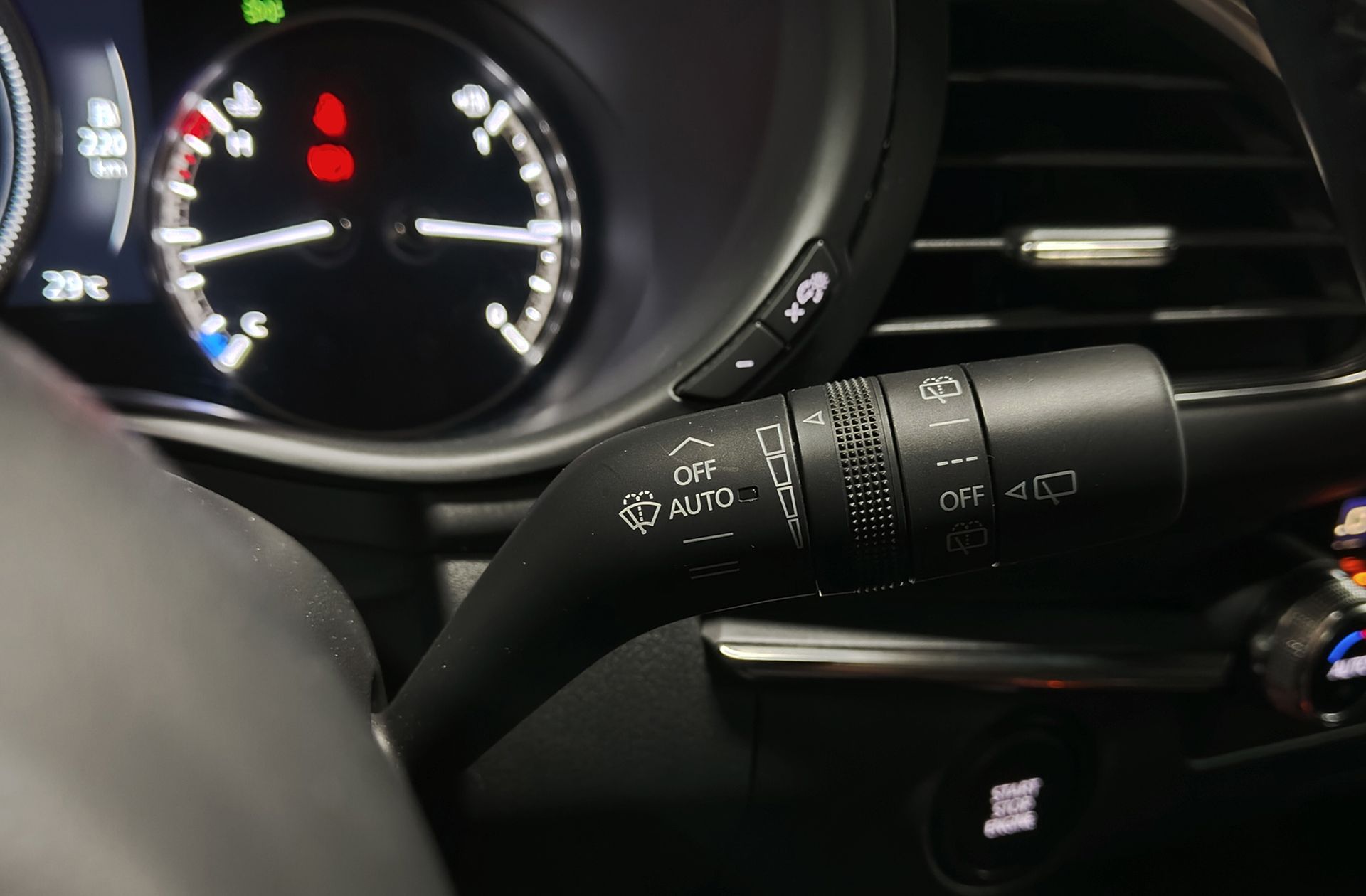 Mazda Mazda3 2.0 e-SKYACTIV-G Homura - foto 29