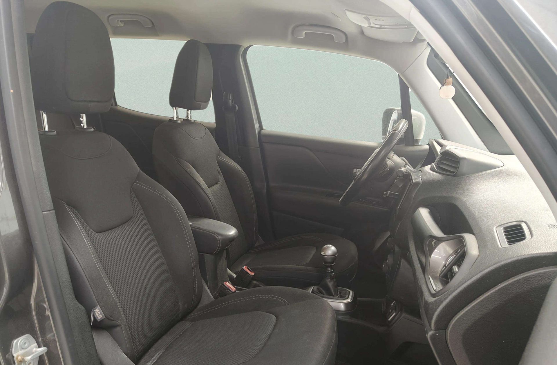 Jeep Renegade 1.6 MultiJet Limited 4x2 - foto 13