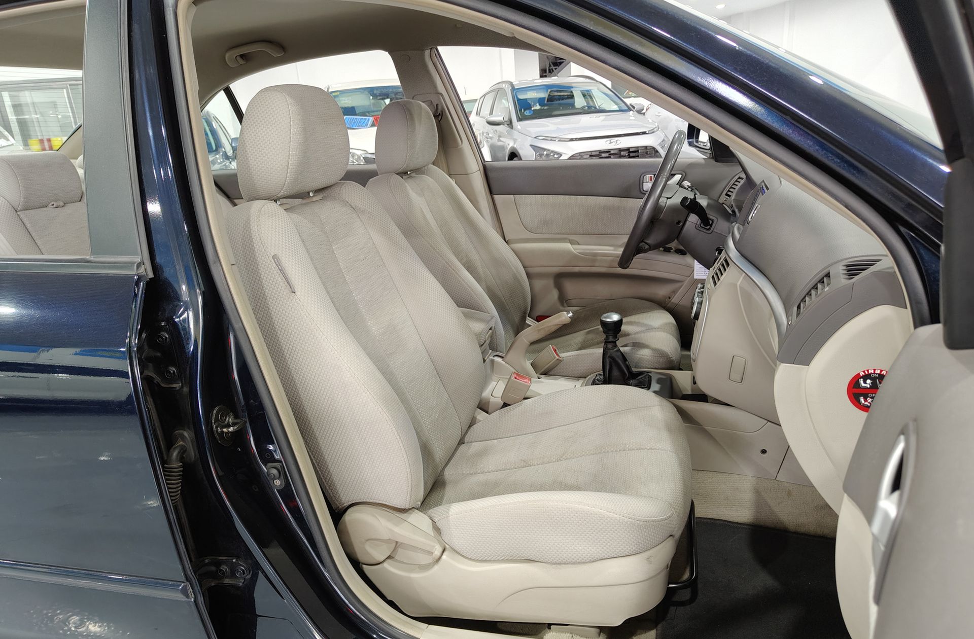 Hyundai Sonata 2.0 CRDi VGT Comfort - foto 14