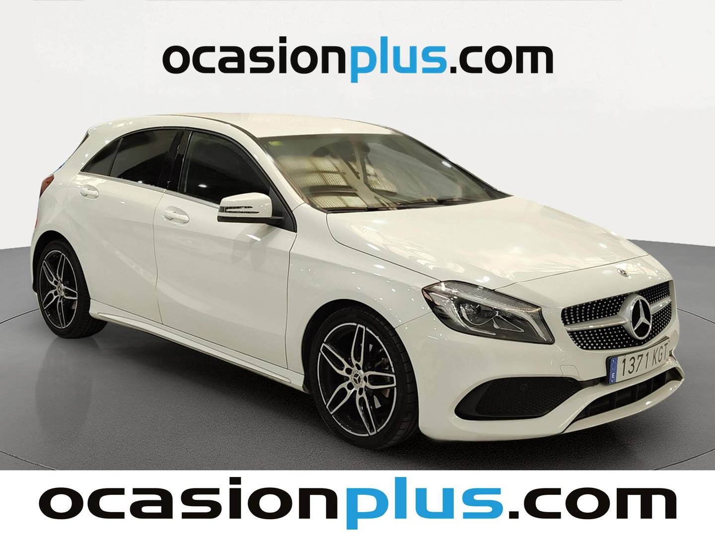 Foto delantera Mercedes Clase A Mercedes Clase A 200 d (136 CV) Paquete AMG derecha