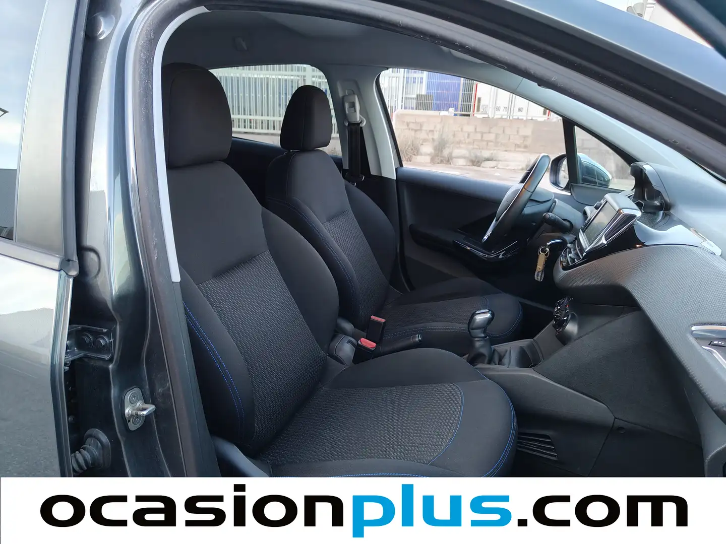 Foto Peugeot 208 Peugeot 208 1.6 BlueHDi Style (100 CV)