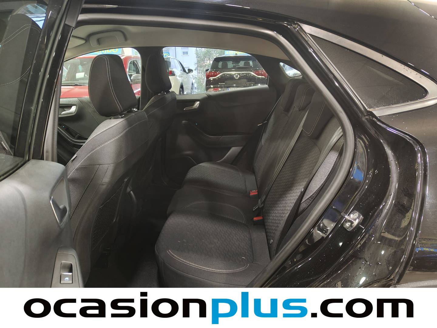 Foto asientos traseros Ford Puma Ford Puma 1.0 EcoBoost MHEV Titanium Auto (125 CV)