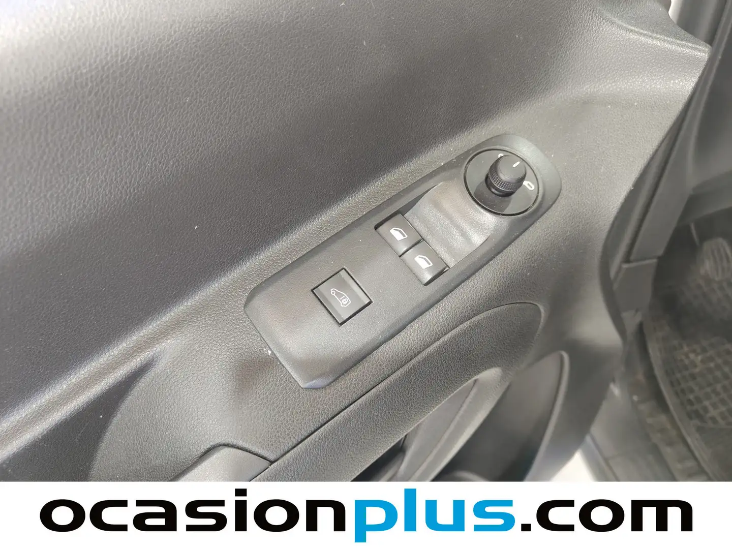 Foto Peugeot Partner Peugeot Partner Furgon BlueHDi 100 S&S Pro Standard 600kg (98 CV)