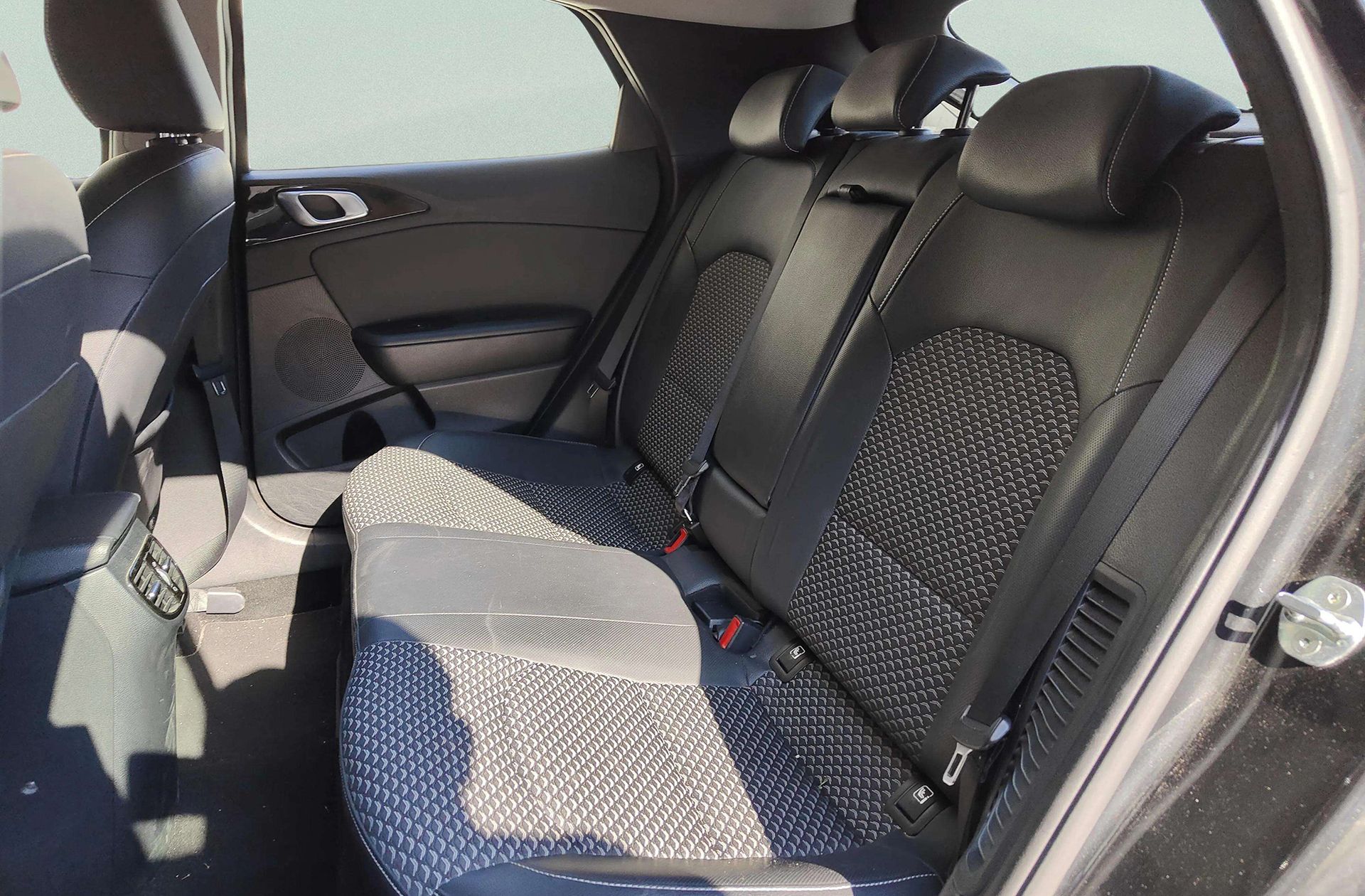 Kia XCeed 1.6 GDi PHEV E-Tech - foto 13