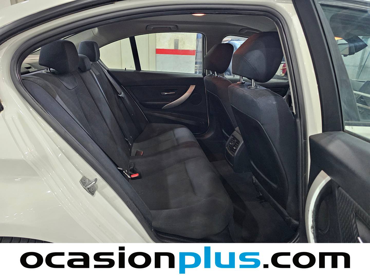 Foto BMW Serie 3 BMW Serie 3 318d (143 CV)