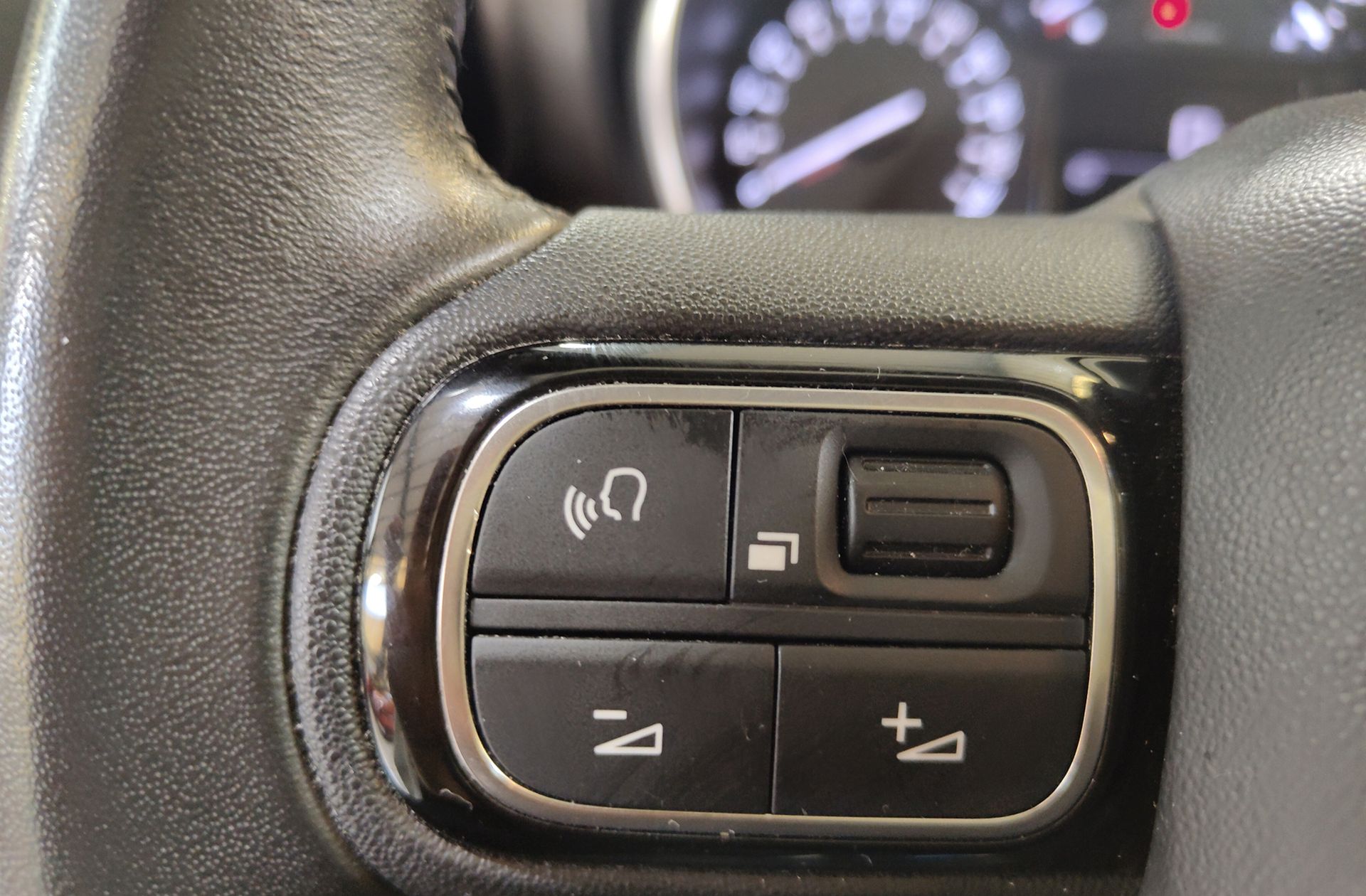 Citroën C3 Aircross PureTech 110 Plus - foto 23