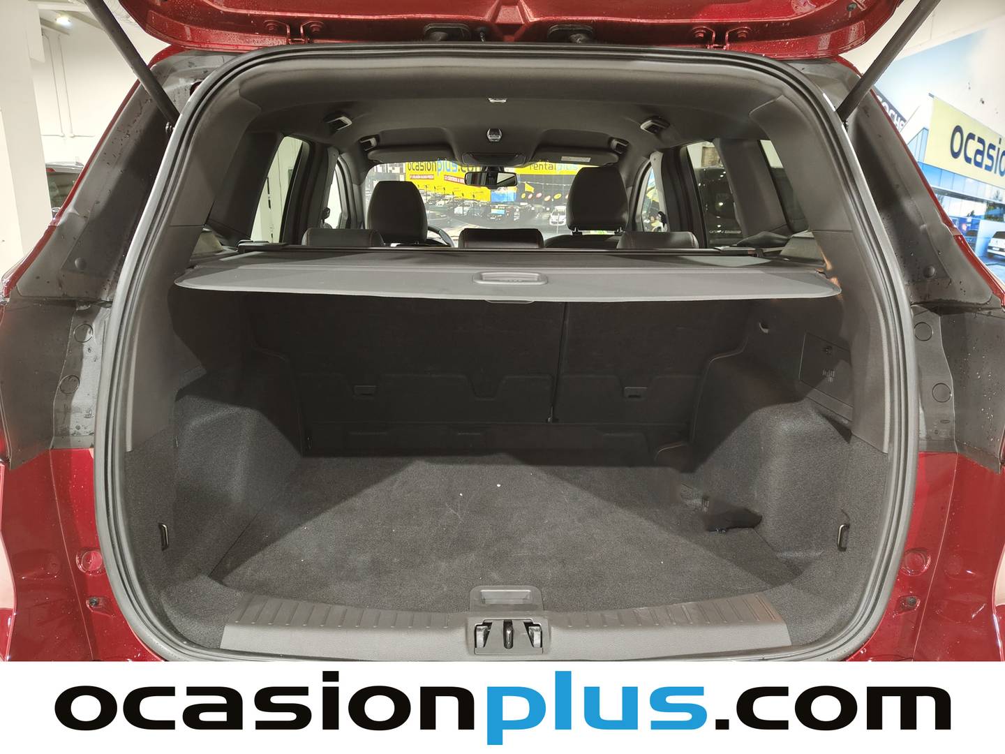 Fotos maletero Ford Kuga Ford Kuga 1.5 EcoBoost S&S ST-Line 4x4 Auto (180 CV)