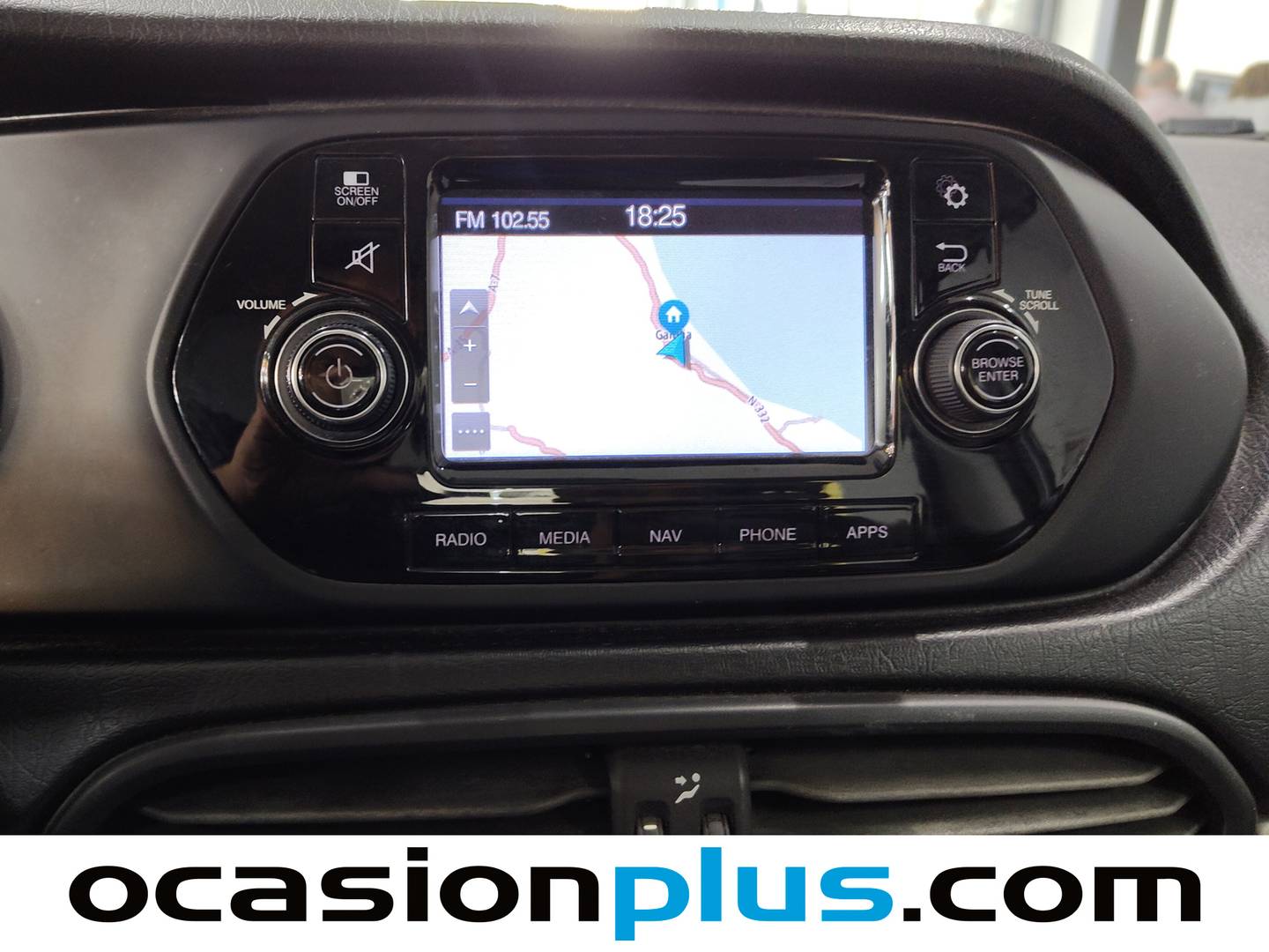 Extras y acabados del Fiat Tipo Fiat Tipo Sedan 1.4 Lounge (95 CV)