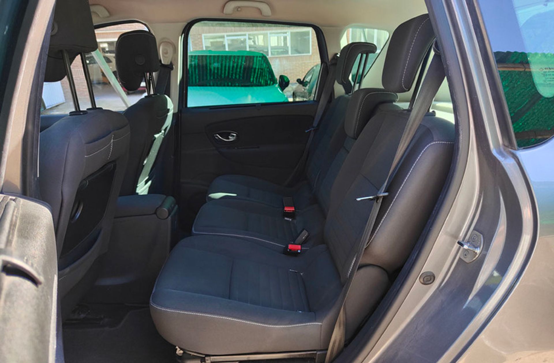 Renault Scénic Limited dCi EDC - foto 12