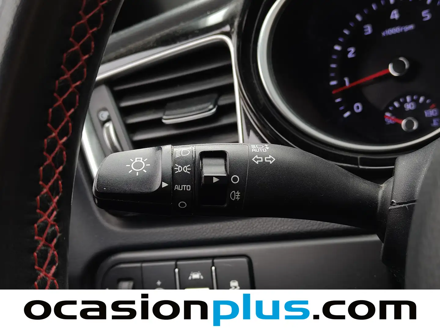 Foto KIA ProCeed Kia ProCeed 1.6 T-GDI GT DCT (204 CV)