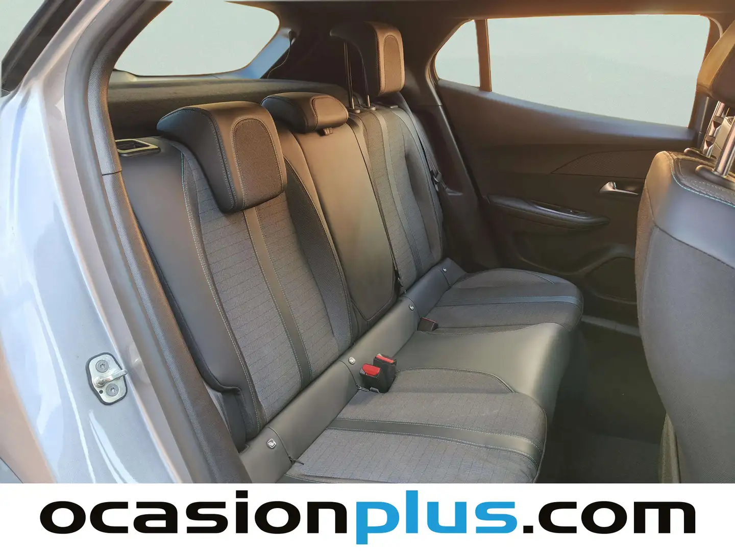 Foto Peugeot 2008 Peugeot 2008 PureTech 100 S&S Allure (100 CV)