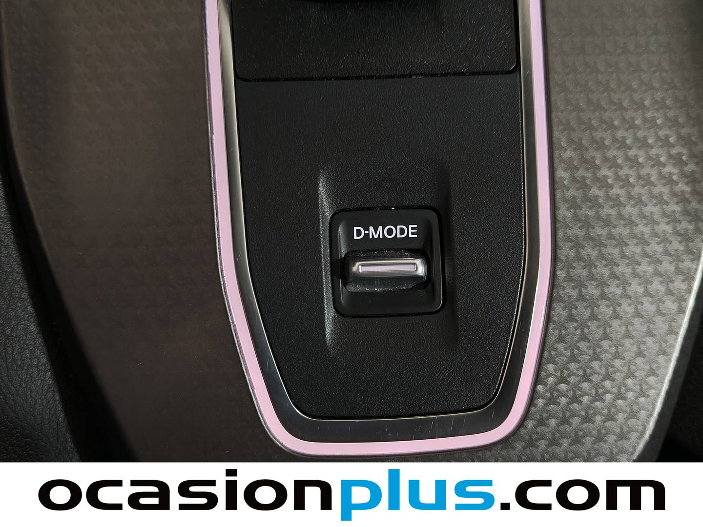 Acabados Nissan QASHQAI Nissan Qashqai DIG-T 158 mHEV N-Connecta CVT (158 CV)