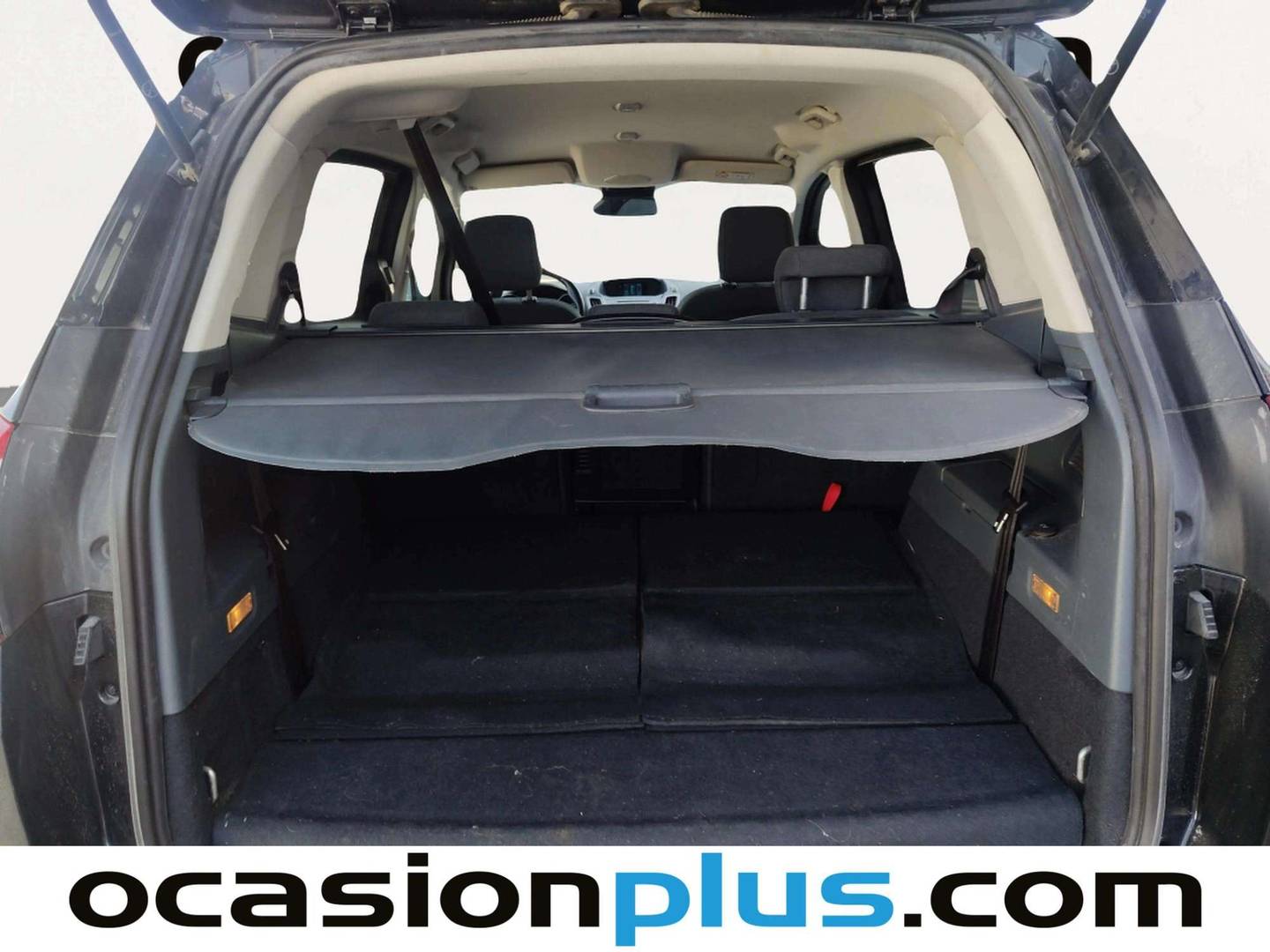 Fotos maletero Ford Grand C-Max Ford Grand C-Max 1.6 TDCi Trend (115 CV)7 Plazas